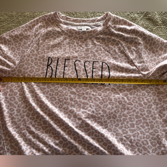 Rae Dunn long sleeve tan cheetah print sweatshirt size 1X - Picture 8 of 13